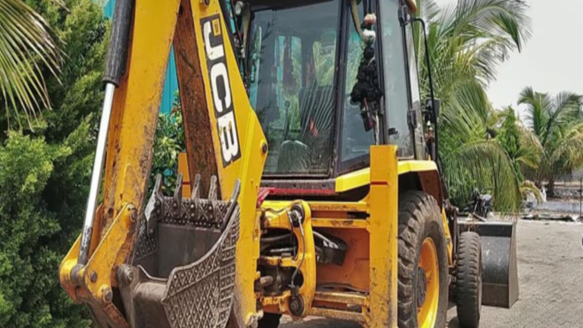 balrampur bulldozer action against illegal structures